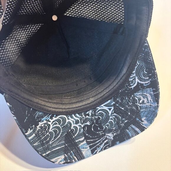 Lululemon | Dash and Splash Cap II - Picture 9 of 12